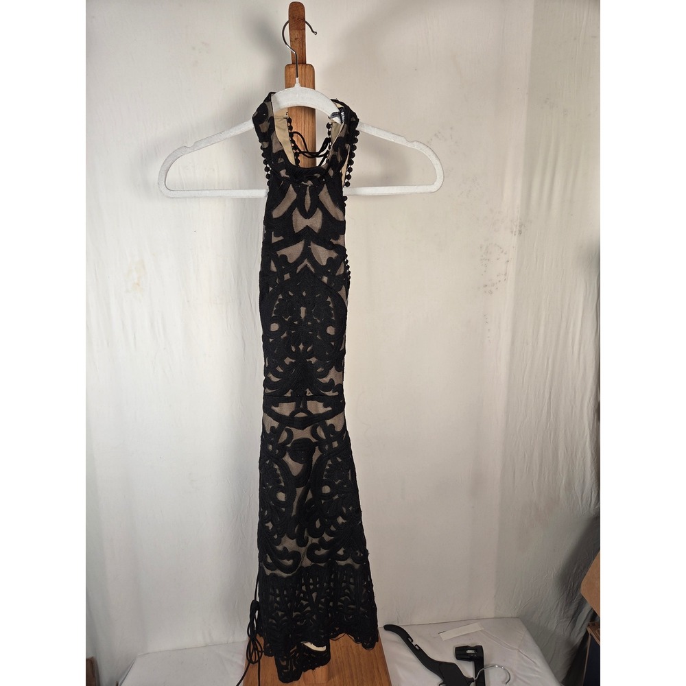 Fashion Nova Womens XS Black Lace Halter Mini Dress Open Back Nude Lining